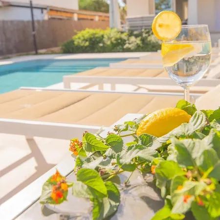 Menorca 16 Holiday home